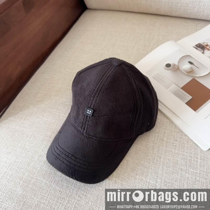 Acne Hat dx12