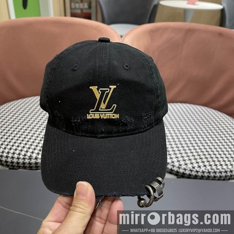 LV Hat 040206