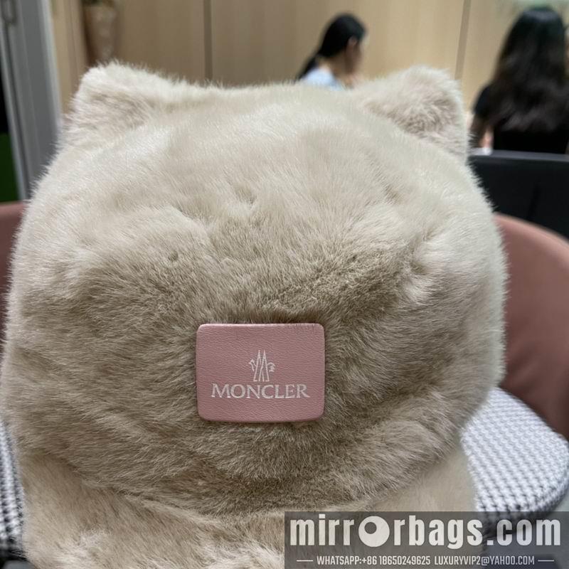 Moncler Hat 092201