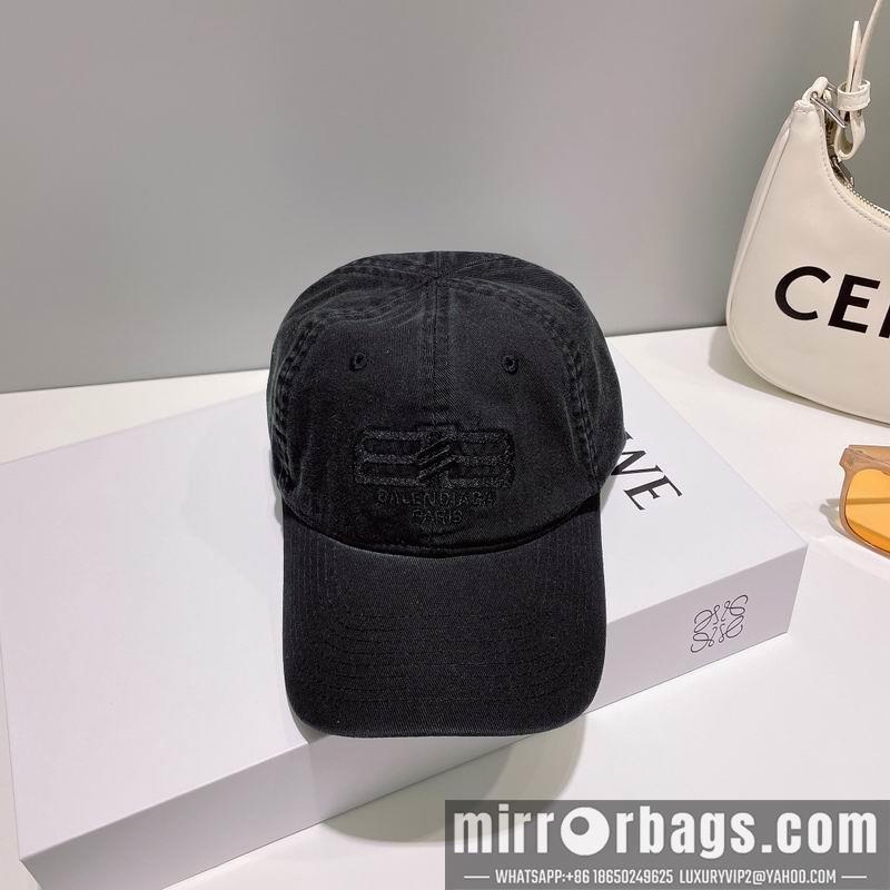 Balenciaga Hat 072203