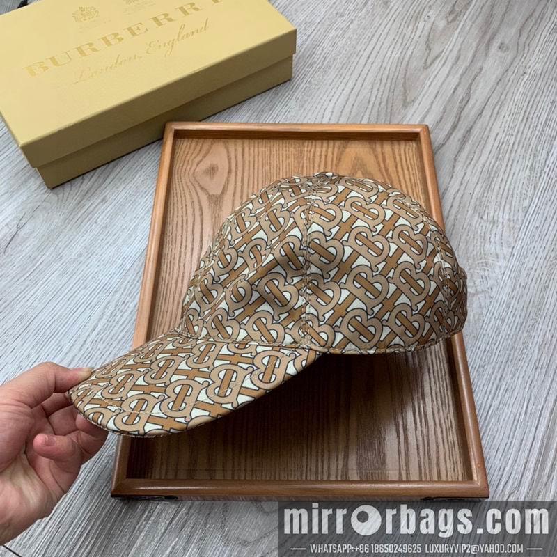 Burberry Hat33
