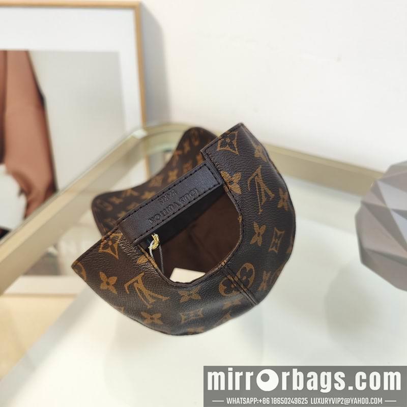 LV Hat dx121