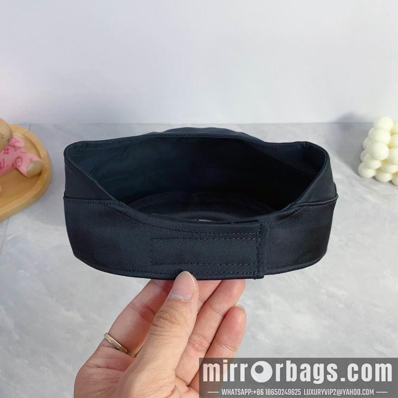 LV Hat dx40