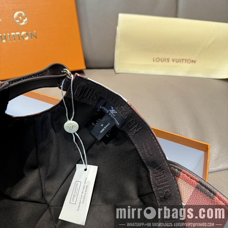 LV Hat dx161