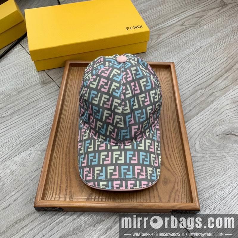 Fendi Hat dx105