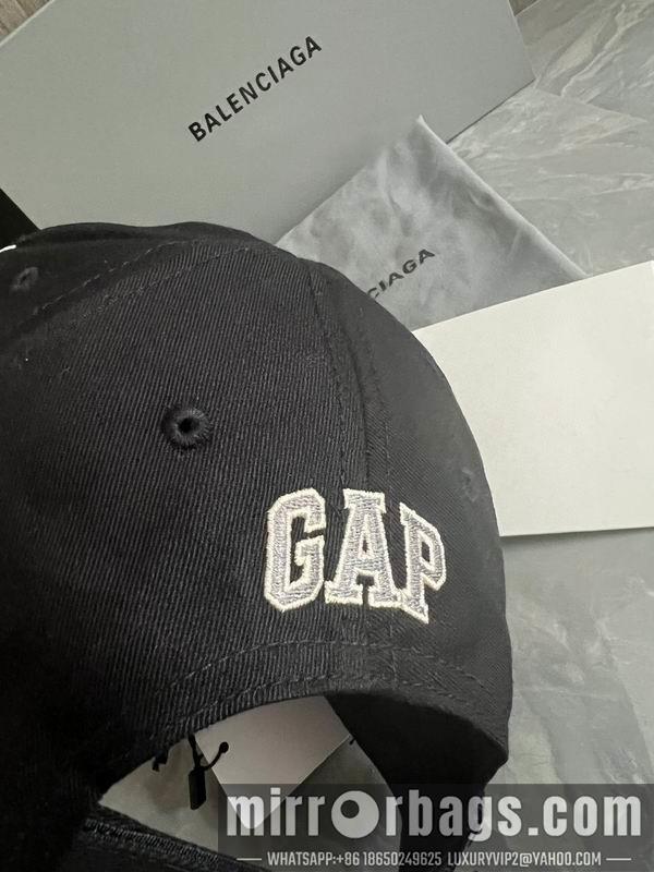 Balenciaga X Gap X Yeezy Hat dx02