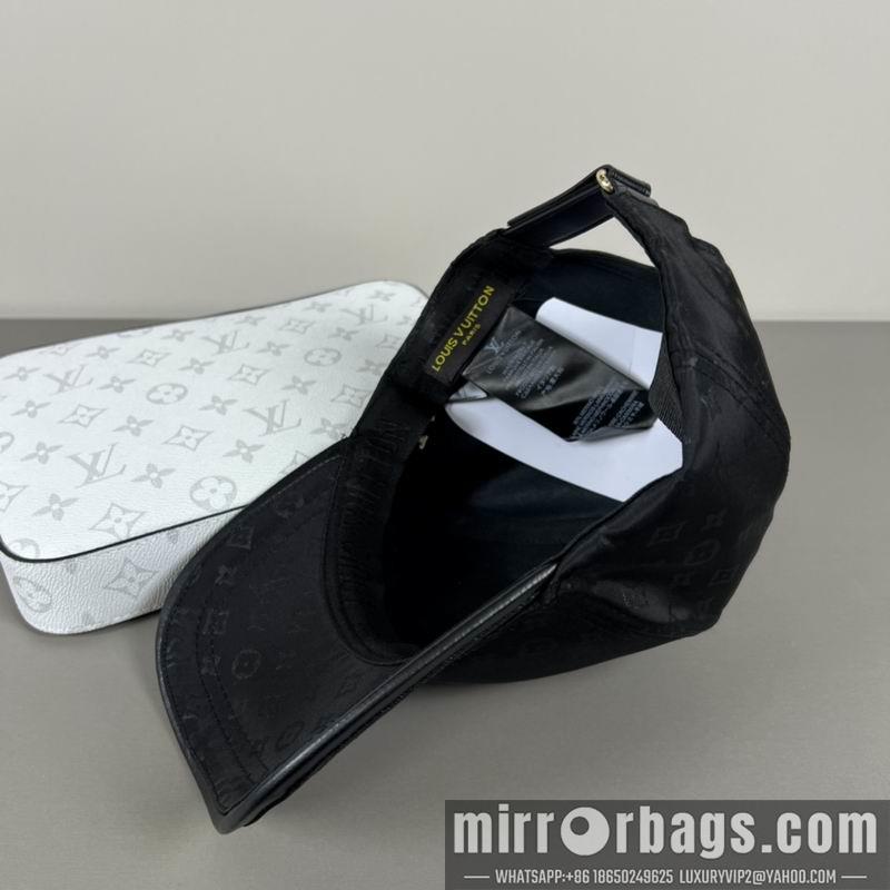 LV Hat dx07