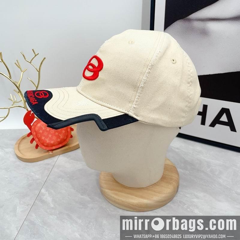 Balenciaga Hat dx125