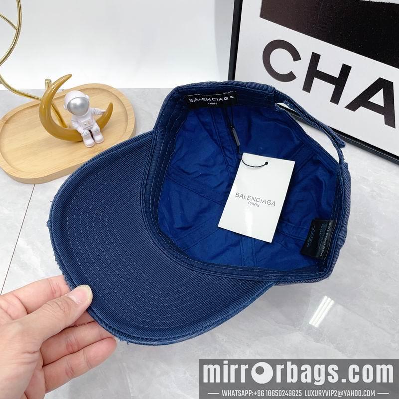 Balenciaga Hat dx50