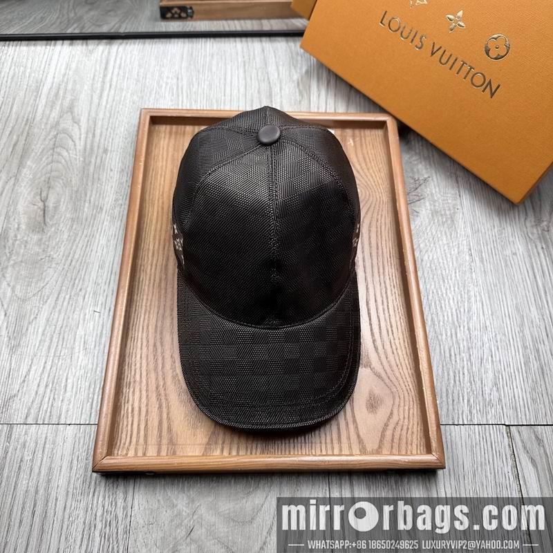 LV Hat dx47
