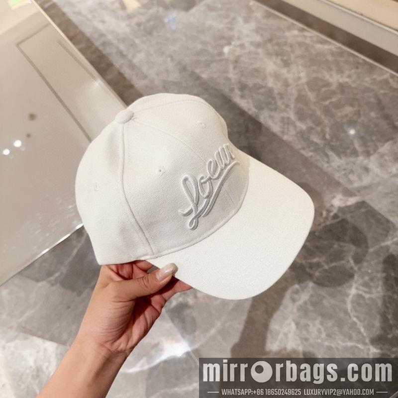 Loewe Hat dx44