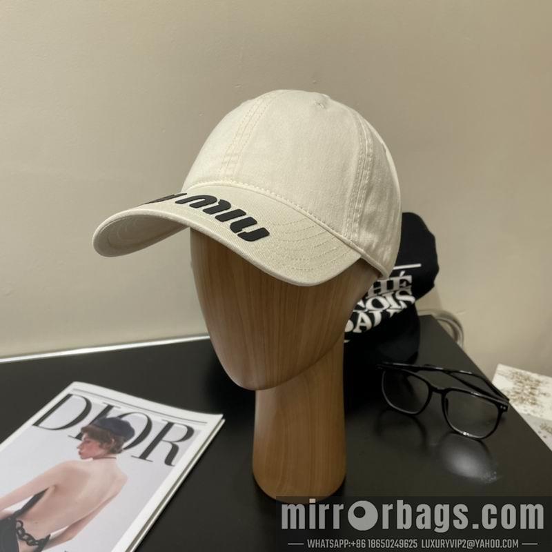 Miumiu Hat dx27