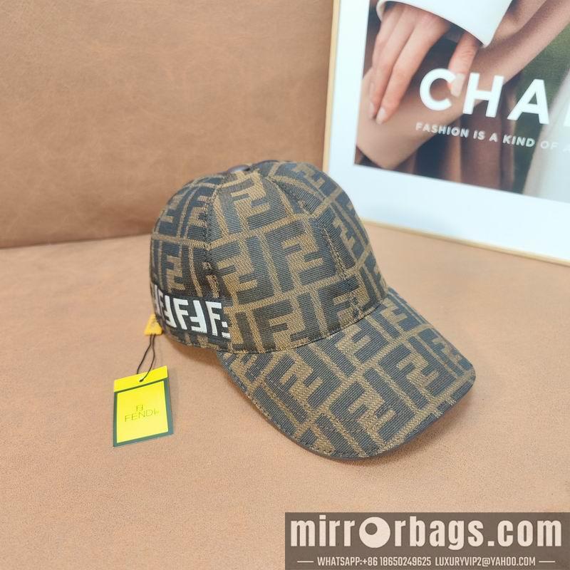 Fendi Hat dx41