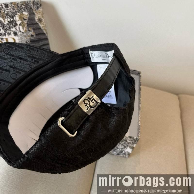 Dior Hat dx17