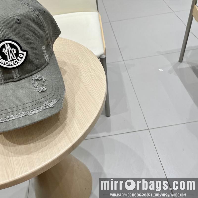 Moncler Hat 021004