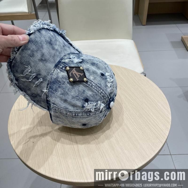 LV Hat 030953