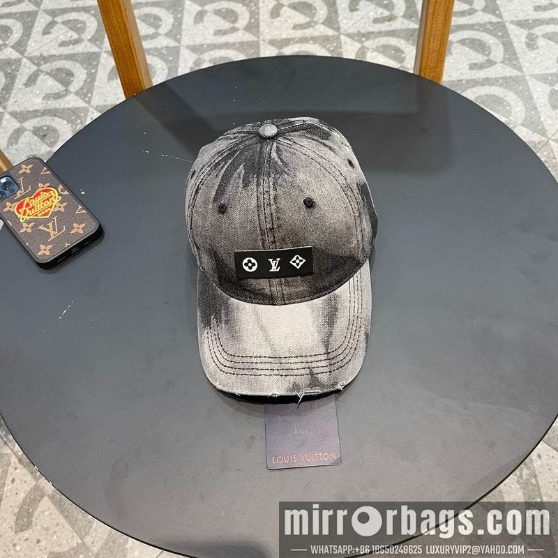 LV Hat 042809