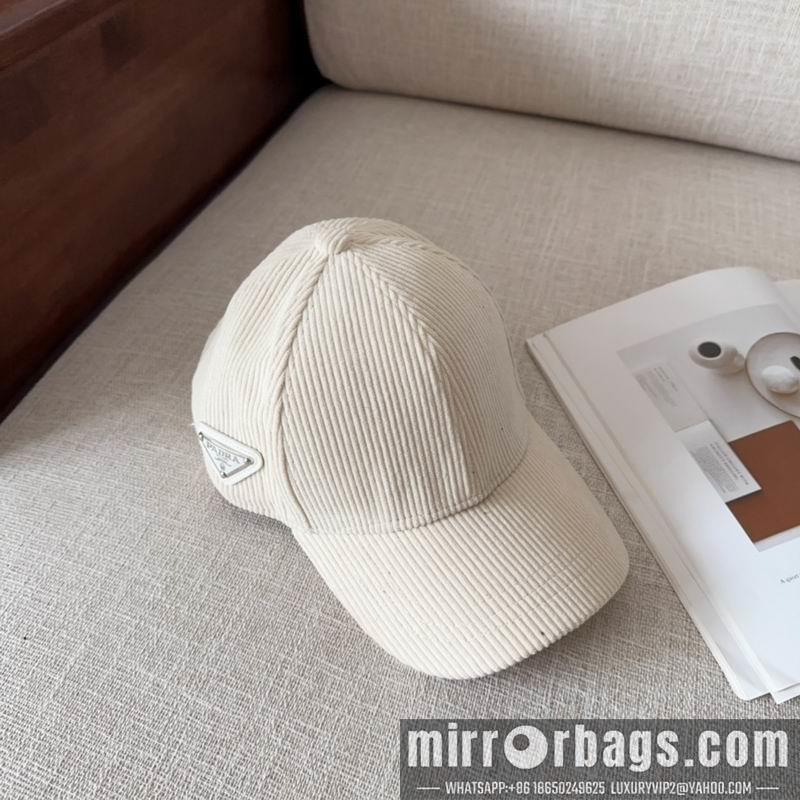 Prada Hat dx71