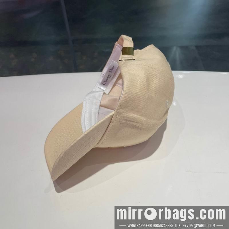 Dior Hat 082602