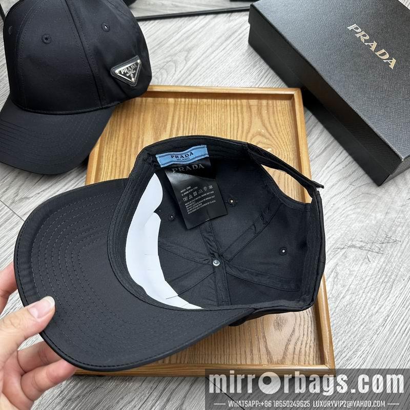 Prada Hat dx17