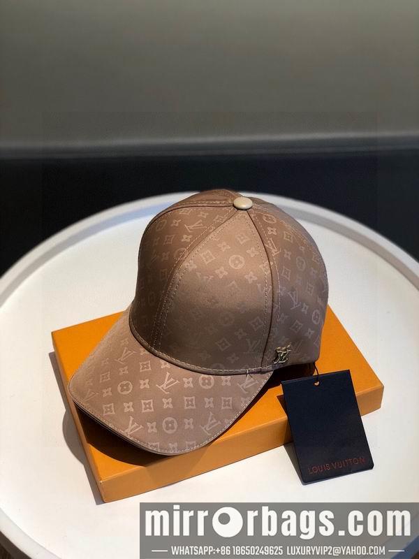 LV Hat 071203