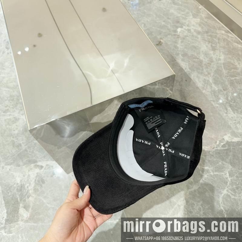Prada Hat dx72