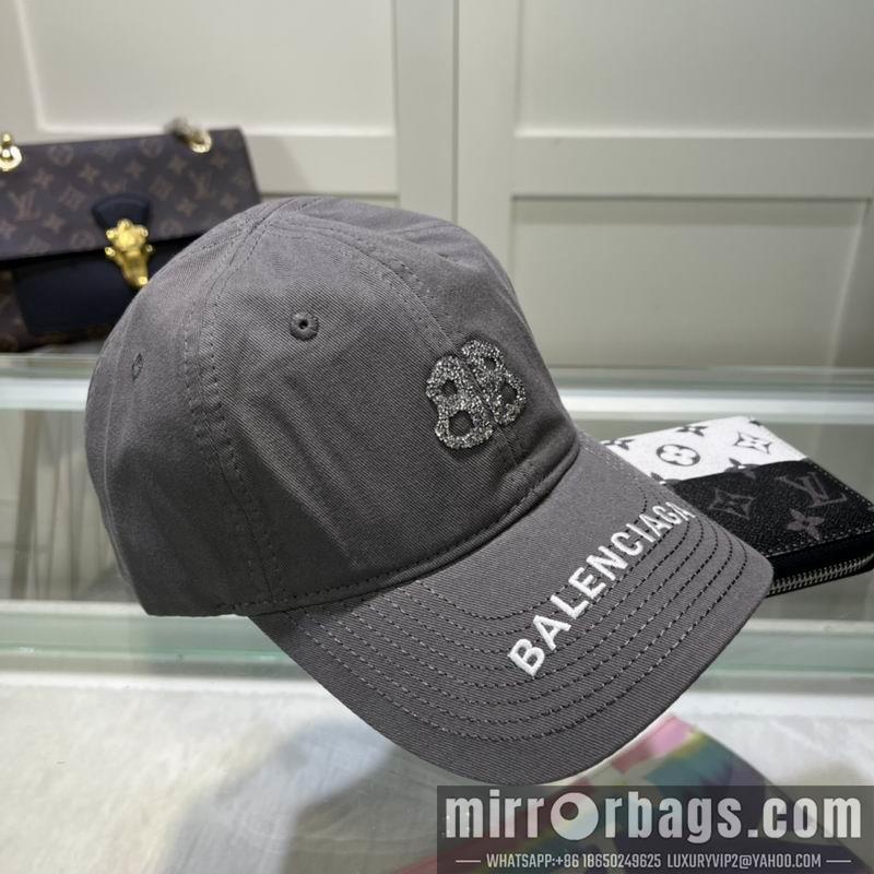 Balenciaga Hat dx116