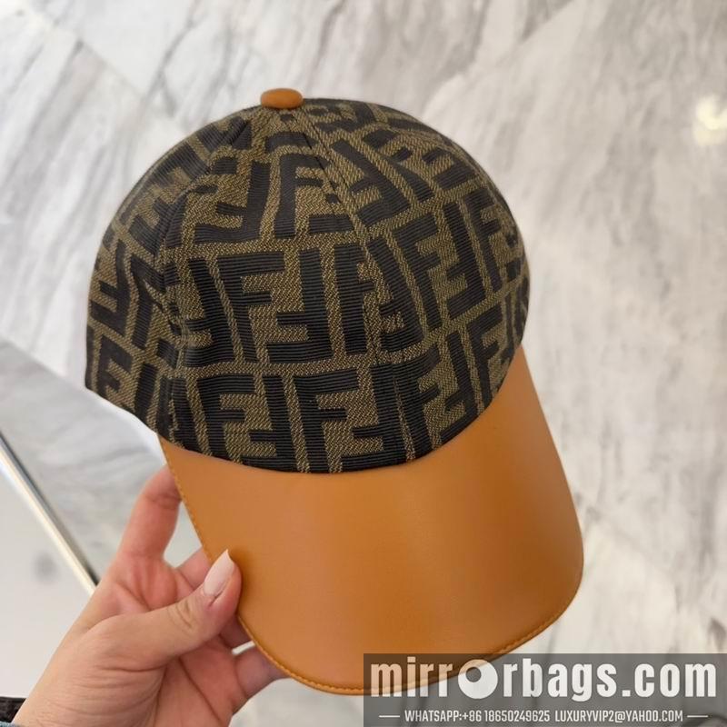 Fendi Hat dx71