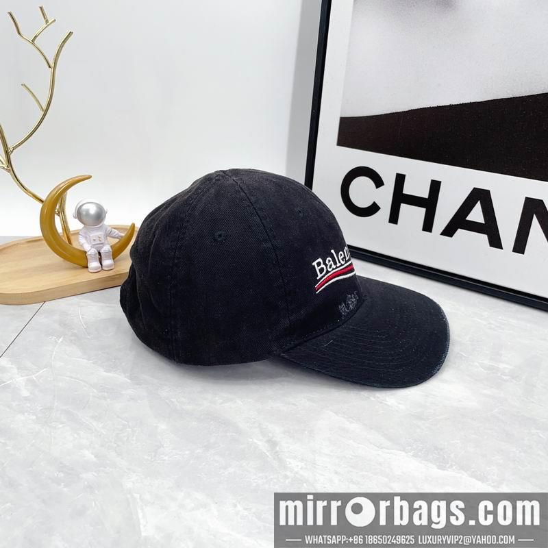 Balenciaga Hat dx50