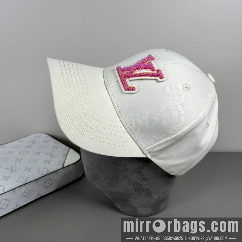 LV Hat dx15