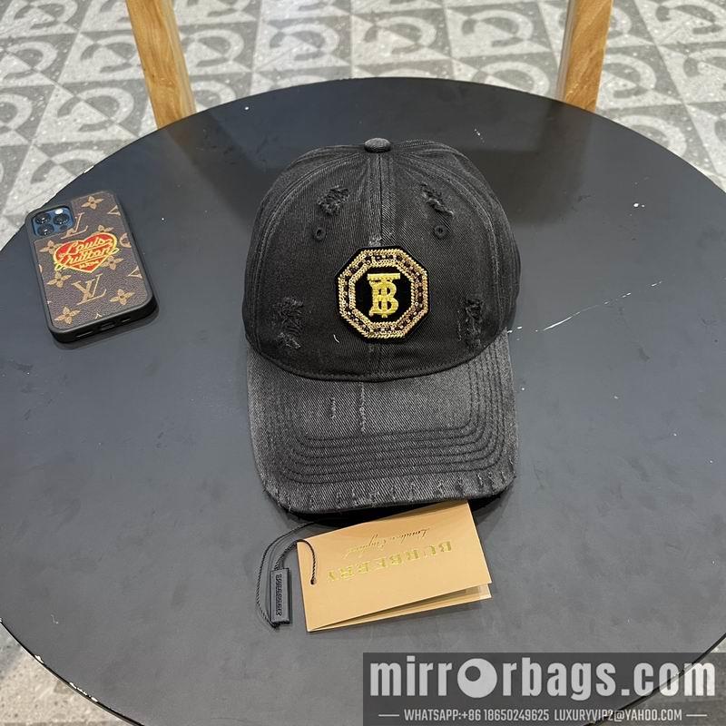 Burberry Hat 041701
