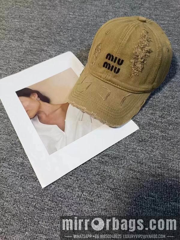 Miumiu Hat 081001