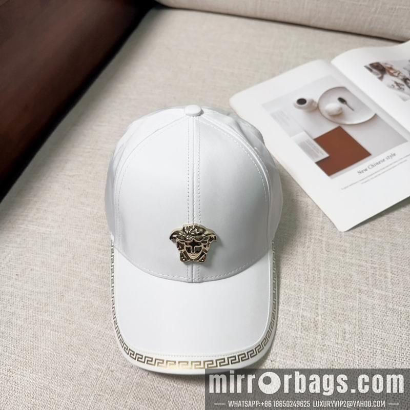 Versace Hat dx08