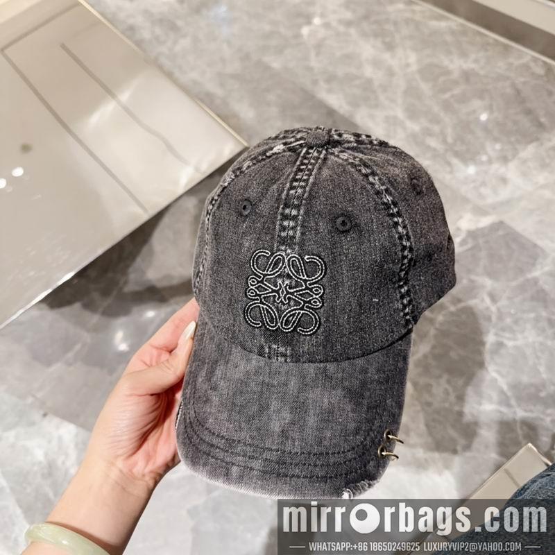 Loewe Hat 072201