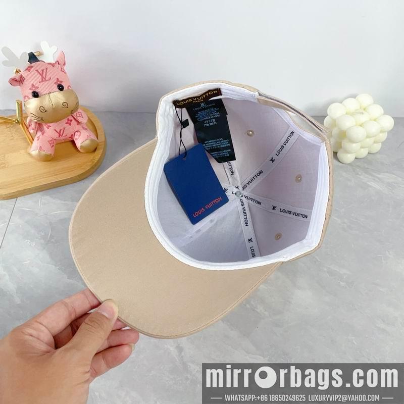 LV Hat dx108