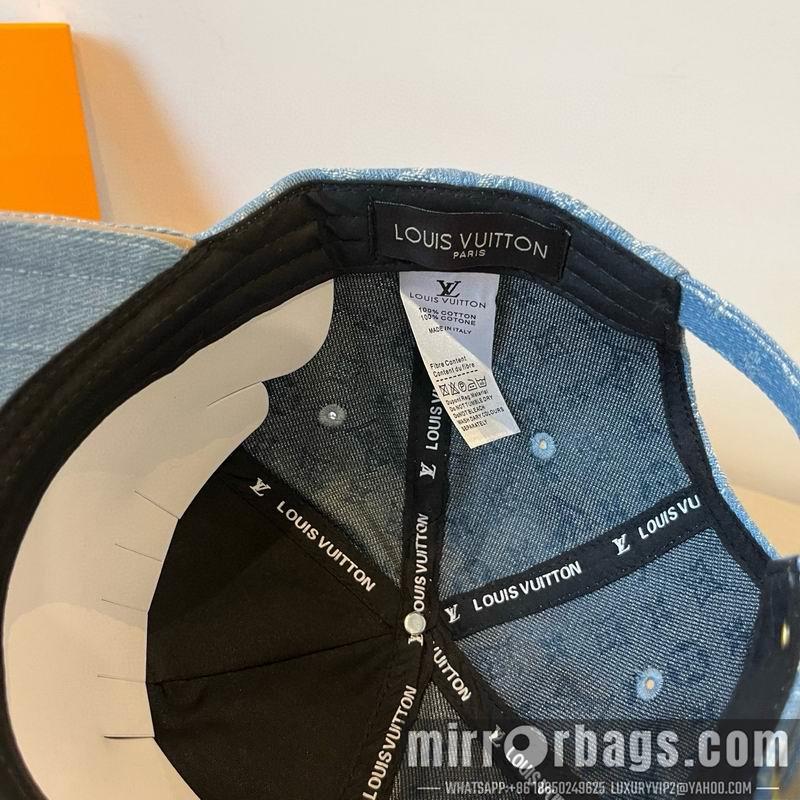 LV Hat dx36