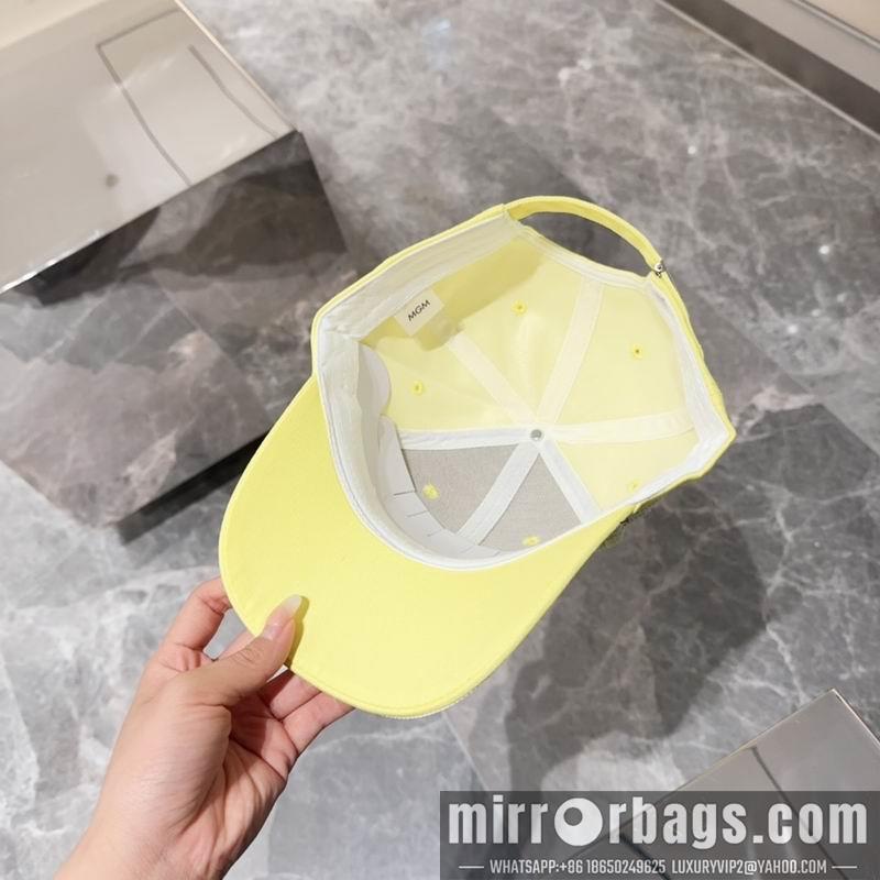 Prada Hat 041702