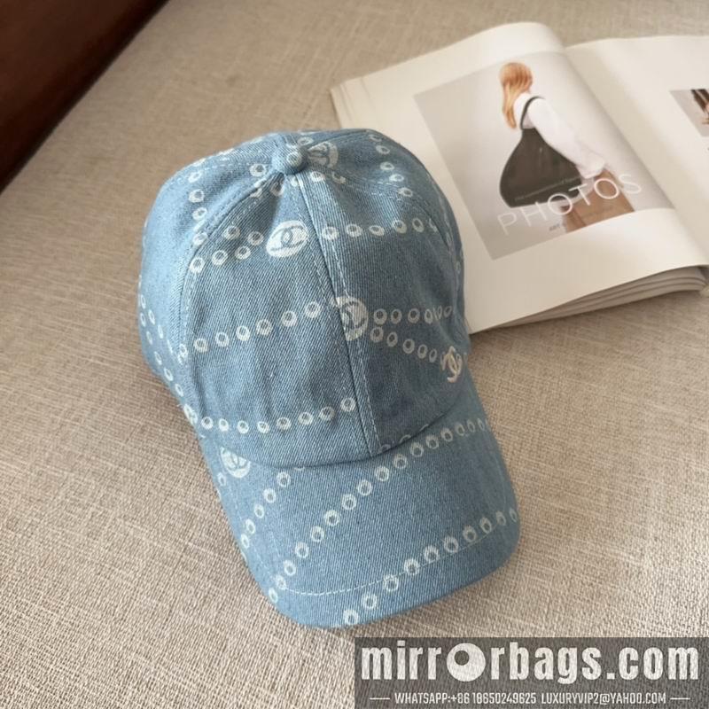 Chanel Hat dx17