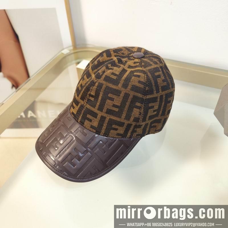 Fendi Hat dx70