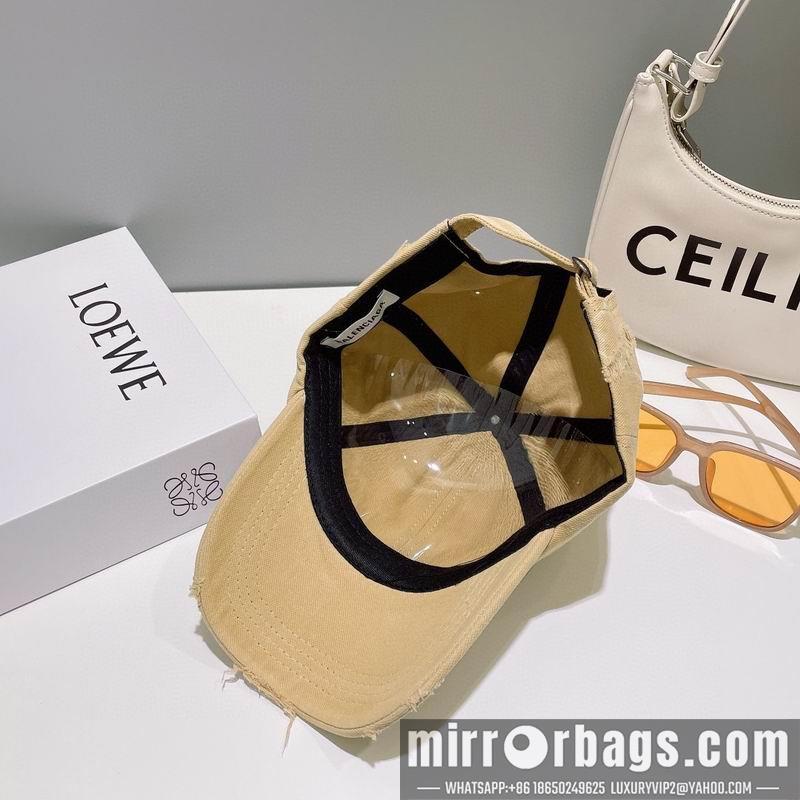 Balenciaga Hat dx26