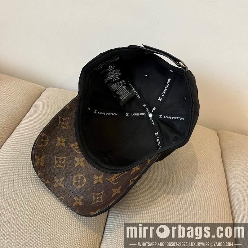 LV Hat dx33