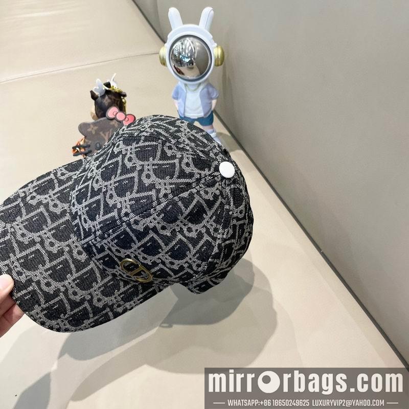 Dior Hat 081002