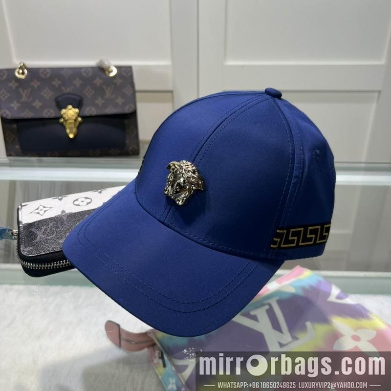 Versace Hat dx07