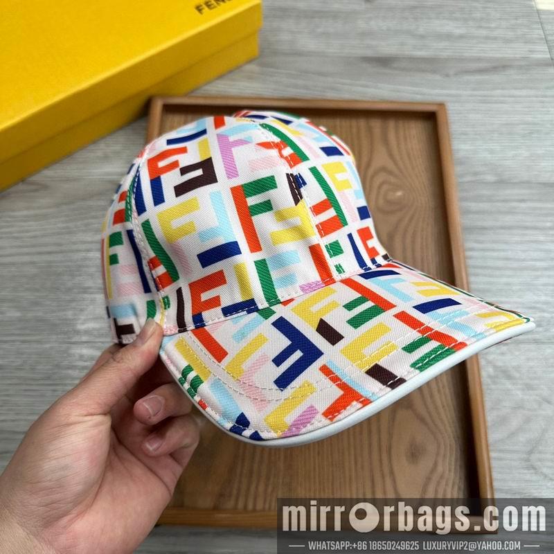 Fendi Hat dx104