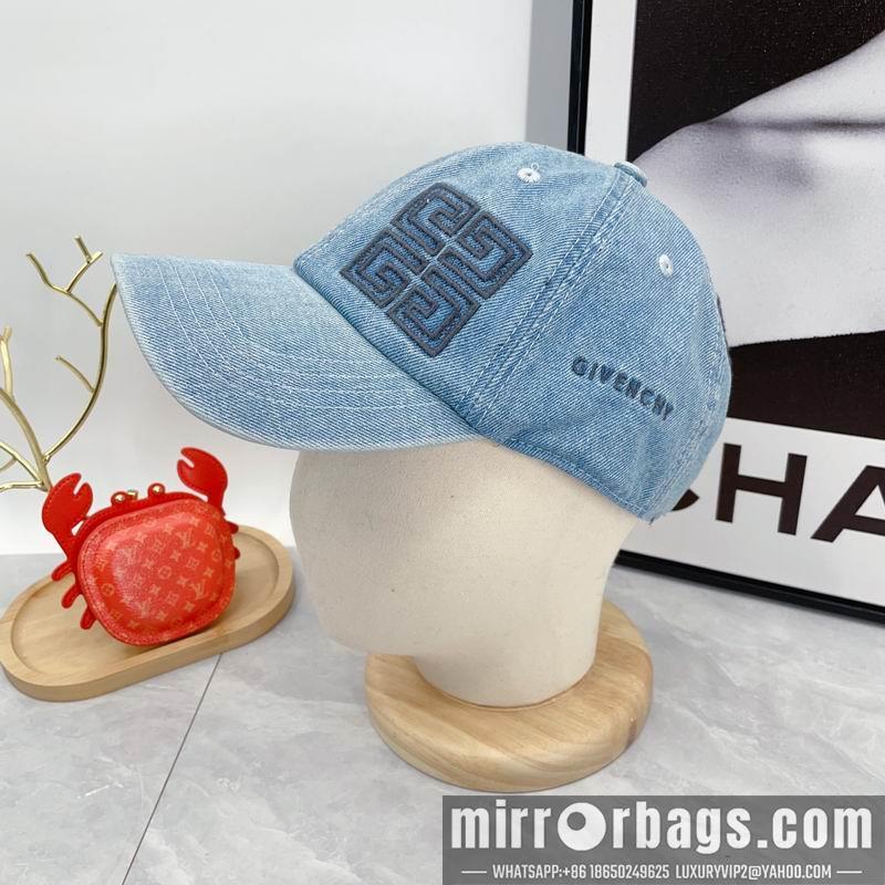 Givenchy Hat dx08