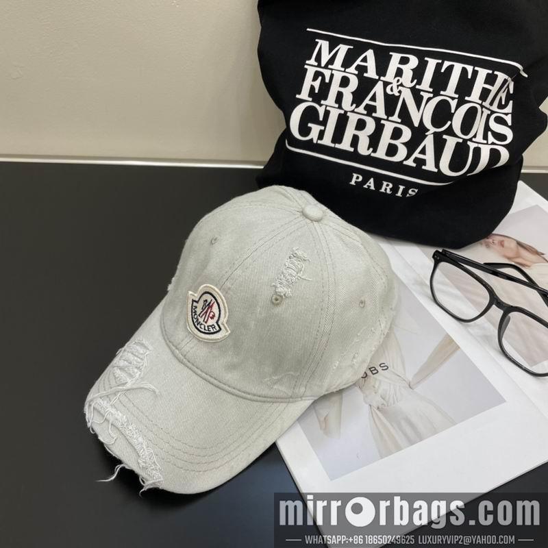 Moncler Hat 042601