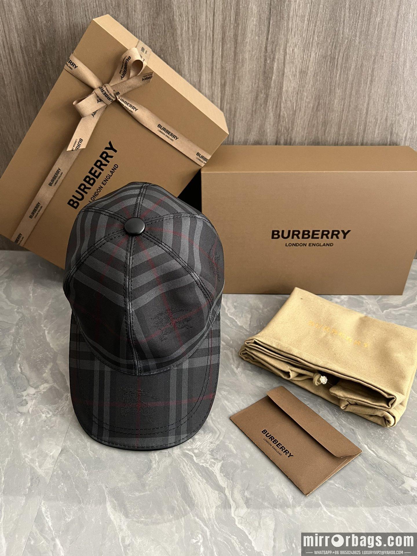 Burberry Hat dxn03