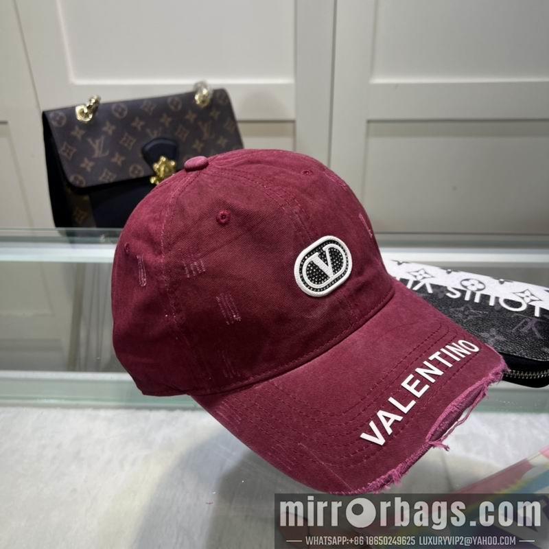 Valentino Hat 042701