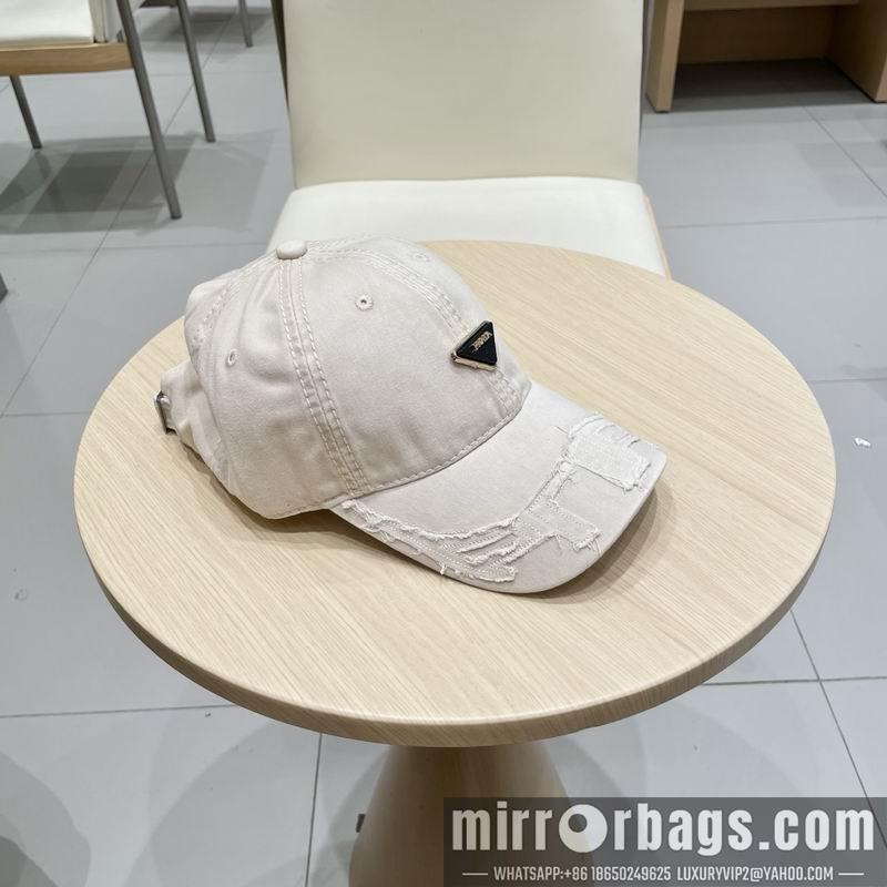 Prada Hat 021002