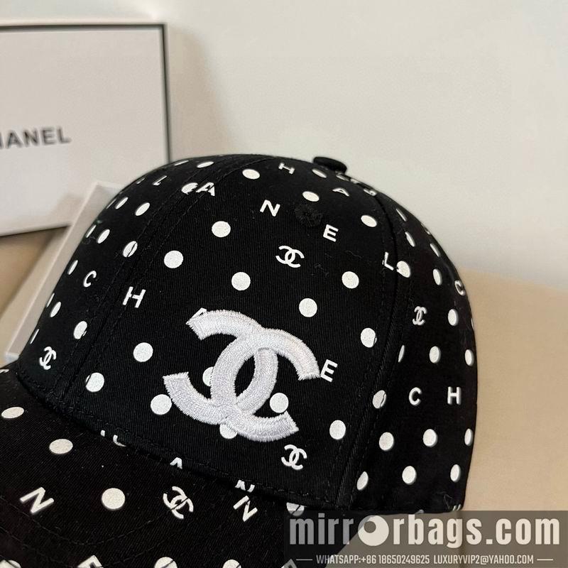 Chanel Hat dx20